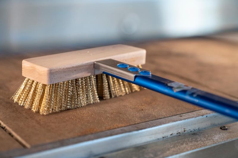 GI Metal Brass Bristle Pizza Oven Brush 120cm
