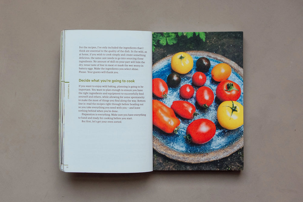Do Wild Baking, Guide To Campfire Cooking & Adventurous Eats Book