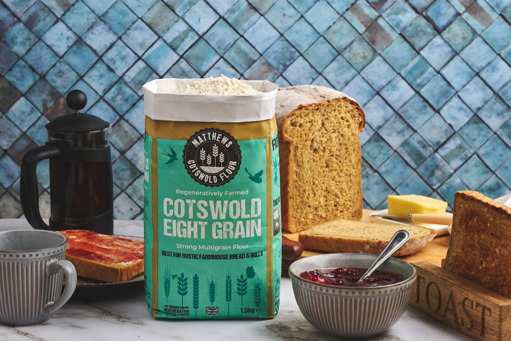 Matthews Cotswold Regenerative Eight Grain Artisan Flour 1.5kg