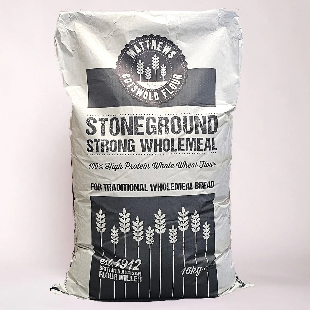 Matthews Cotswold Stoneground Strong Wholemeal Flour