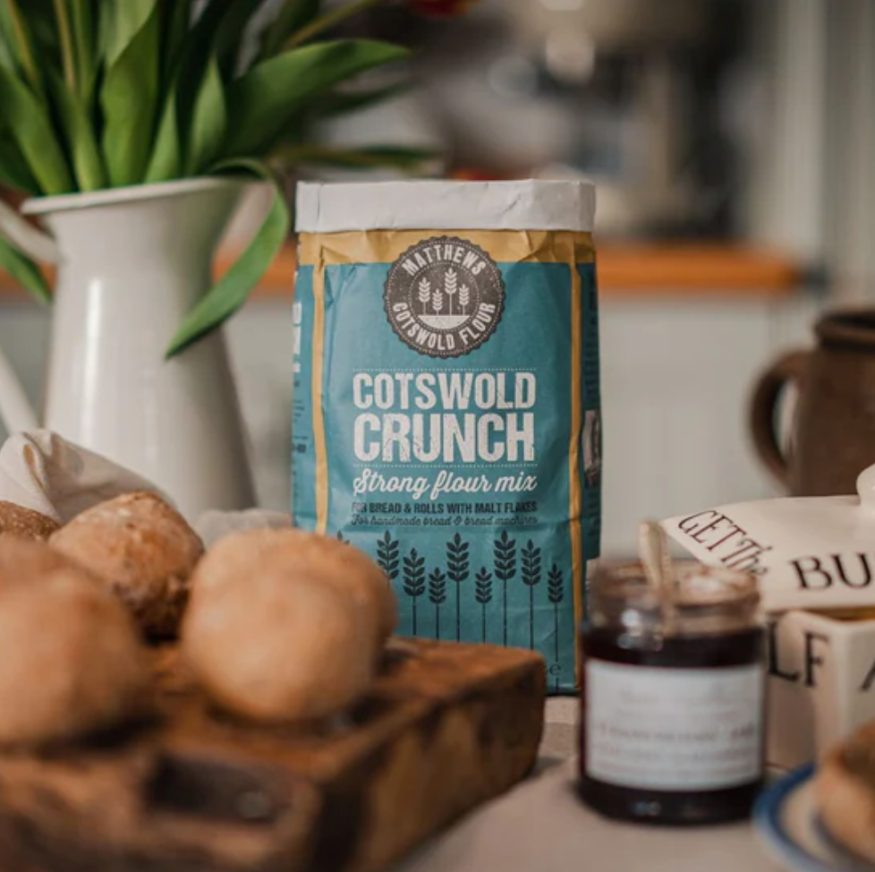 What is Pinsa Romana? Pinsa Vs Pizza, Buy Pinsa Flour Ratton Pantry