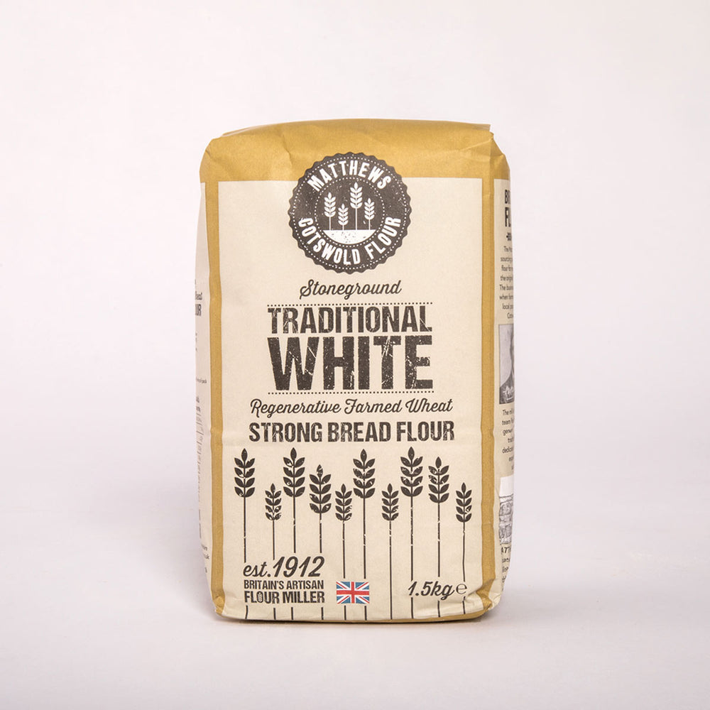 Matthews Cotswold Stoneground Traditional White Regeneratively Farmed Bread Flour 1.5kg, 4.5kg, 7.5kg